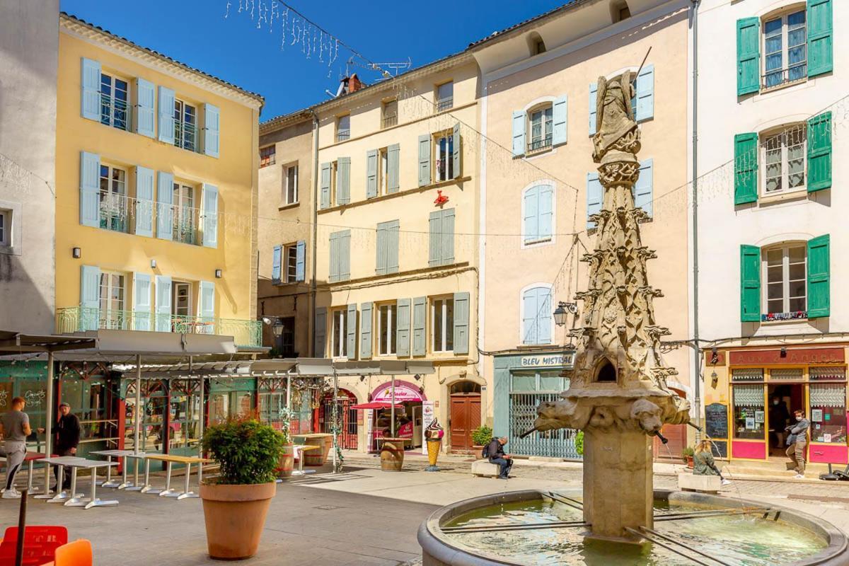 Provence Au Coeur Appart Hotels Forcalquier Exteriör bild